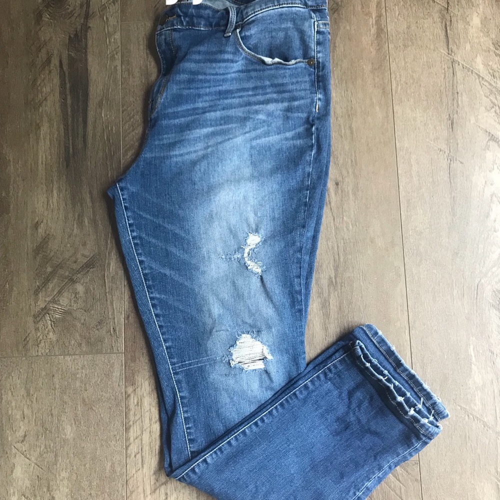 Ava + Viv skinny distressed jeans